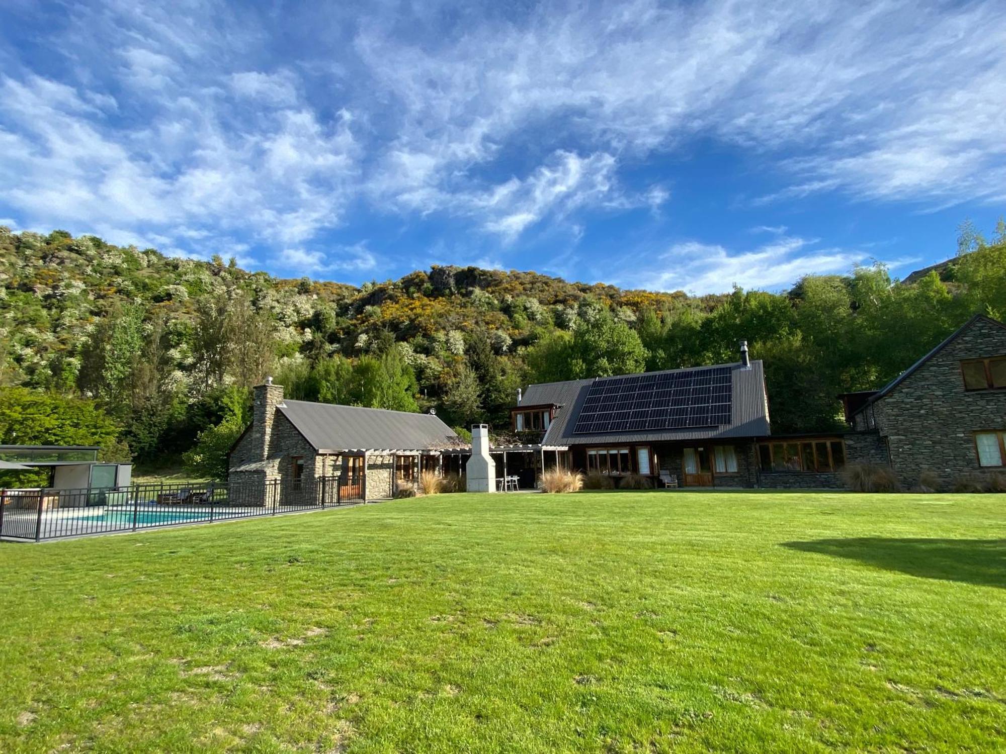 Wharenui Holiday Home By Majordomo Arrowtown Dış mekan fotoğraf